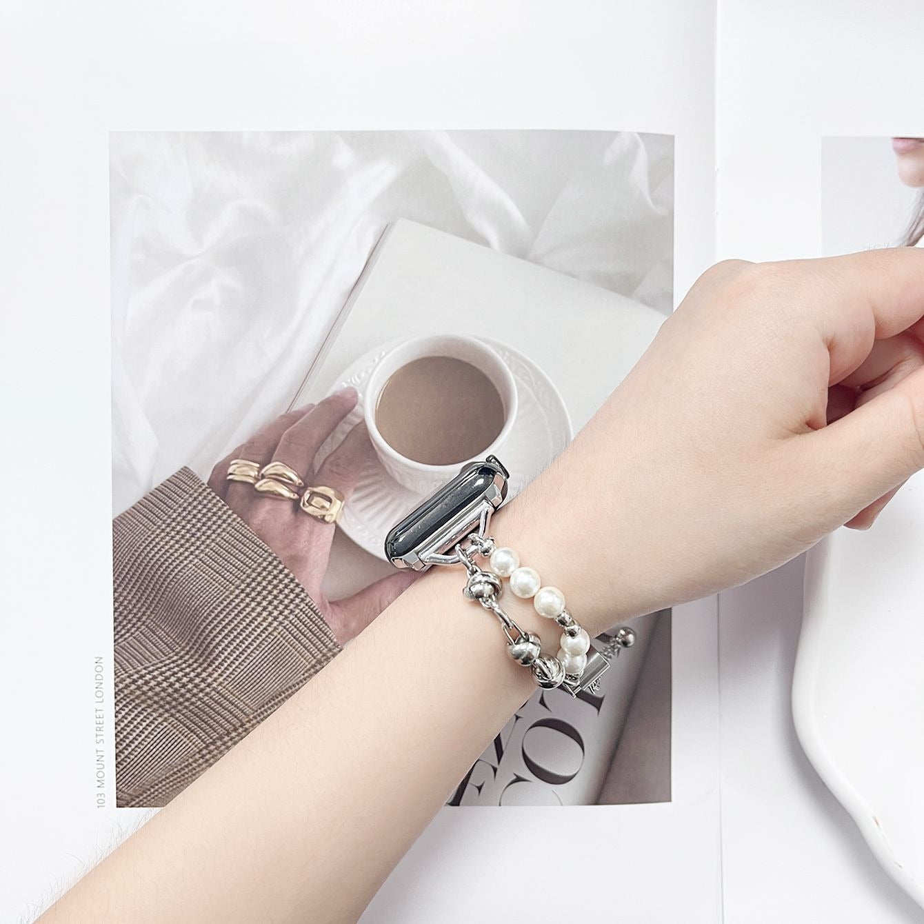 Apple S8 Watchband for Apple iWatch SE Fragrant Pearl Stainless Steel